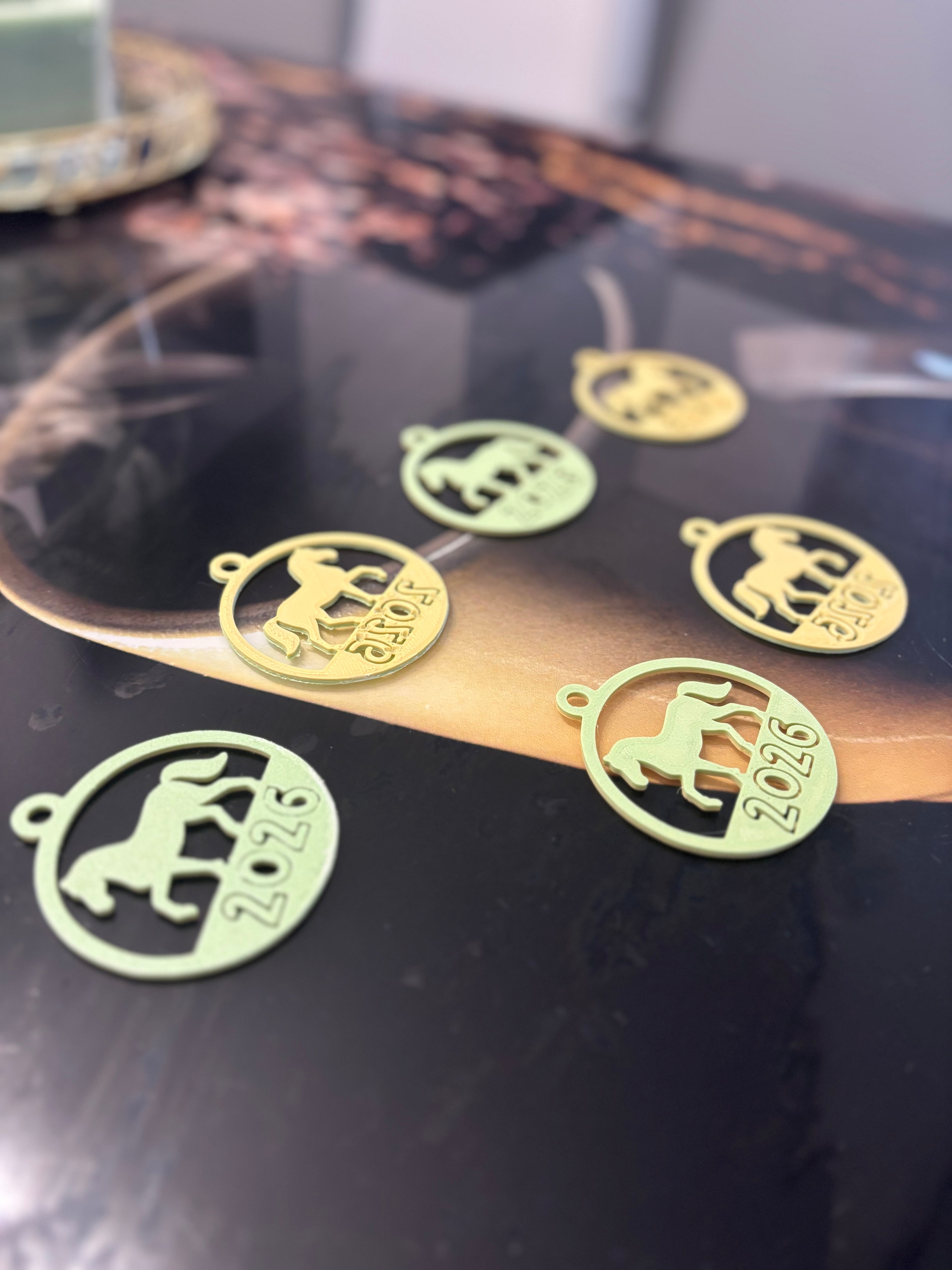 Eglutės žaisliukas