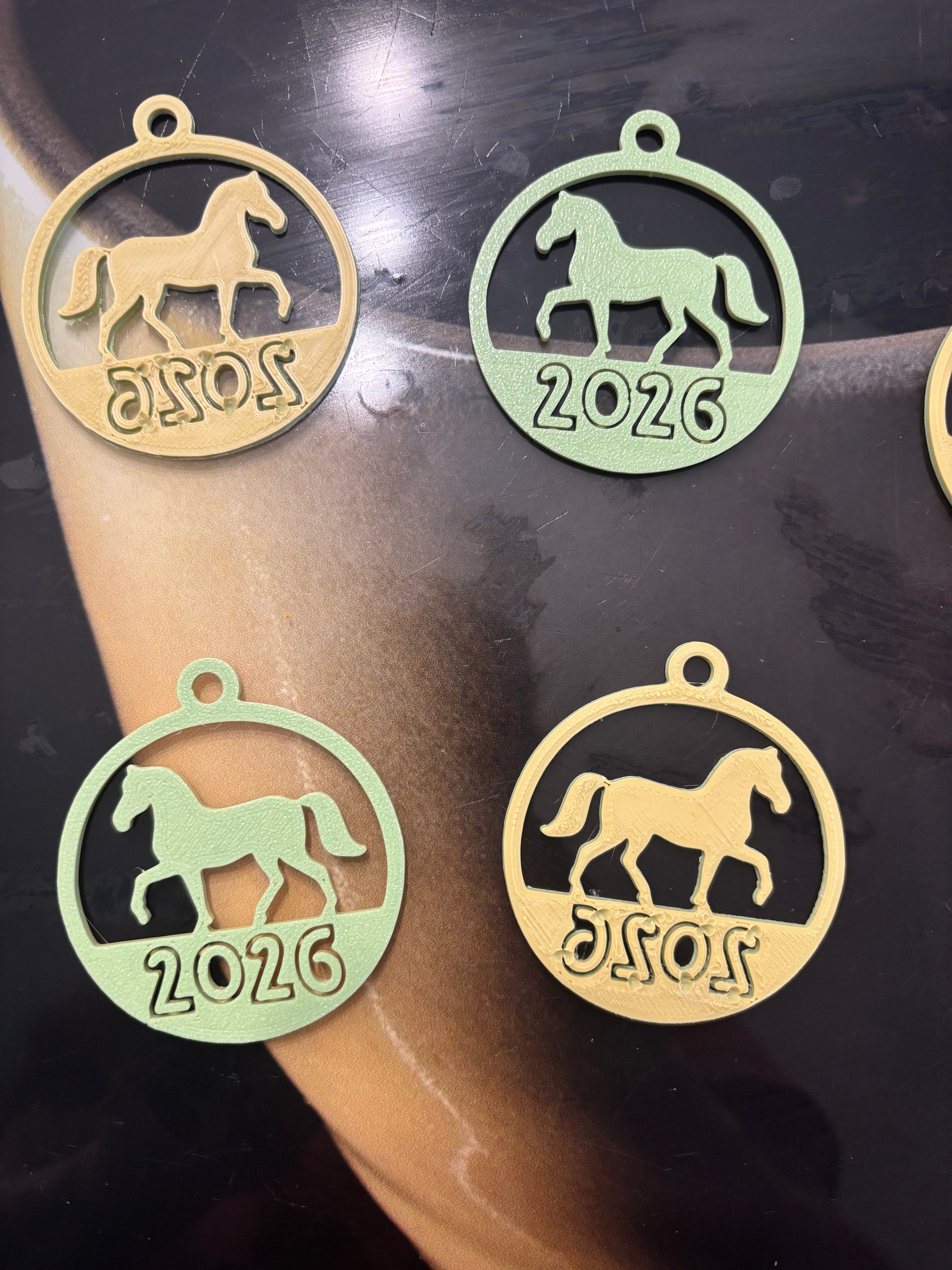 Eglutės žaisliukas