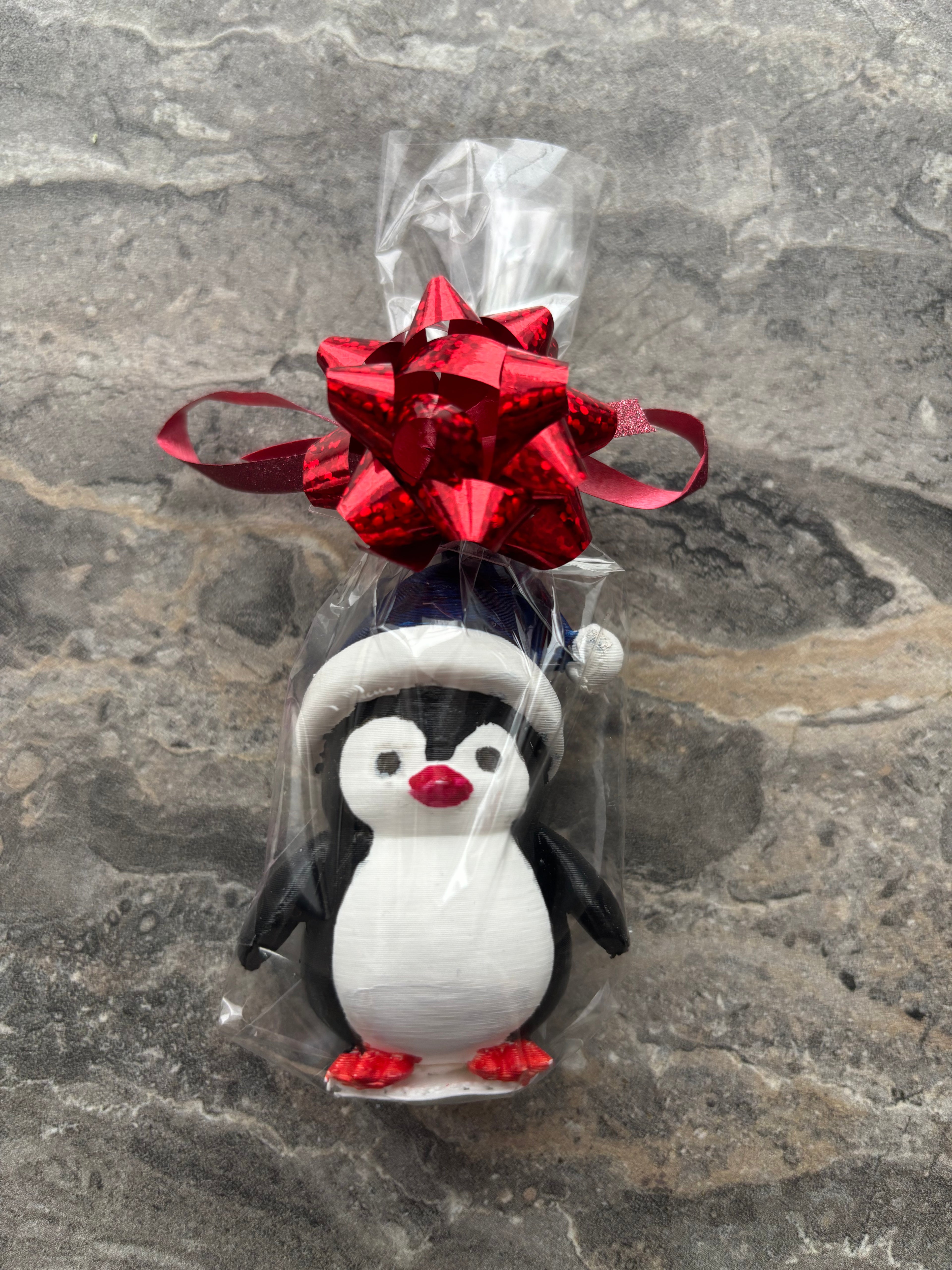 Kalėdinis eglutės žaisliukas-rankų darbo,pagamintas iš ekologiško plastiko.